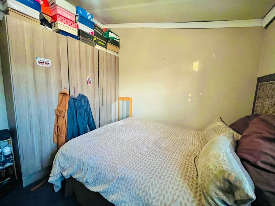 2 Bedroom Property for Sale in Bloemside 3 Free State